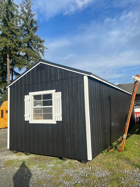 Center Porch image 3